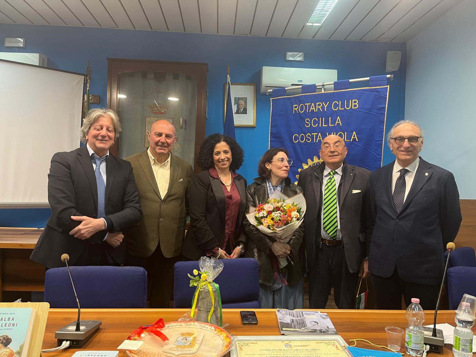 Bagnara Cittadinanza onoraria alla scrittrice Stefania Auci