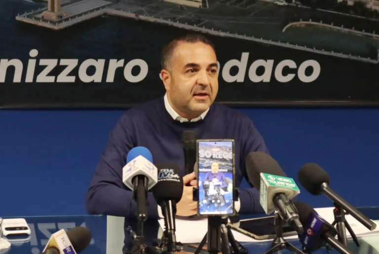 Cannizzaro: “a Pasquetta turisti fotografavano sporcizia, che amarezza”. E svela l’impegno per senzatetto ed extracomunitari | INTERVISTA