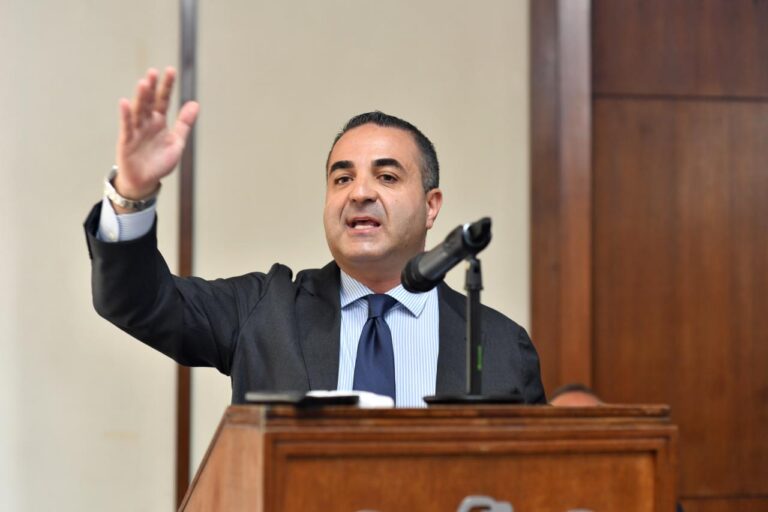 Reggio Calabria, Cannizzaro apre la campagna elettorale: “evento in piazza con tutto il centrodestra”