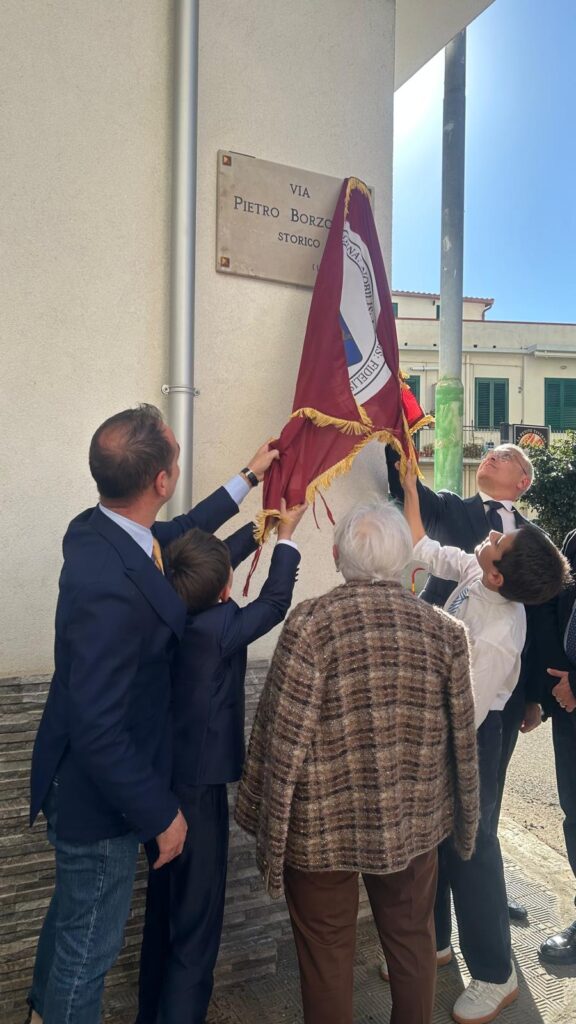 Catona omaggia Pietro Borzumati intitolata una via allo storico