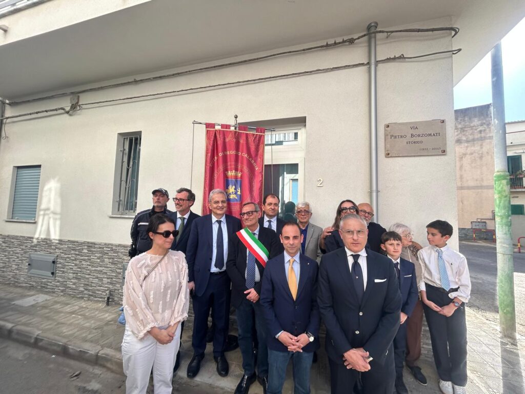 Catona omaggia Pietro Borzumati intitolata una via allo storico