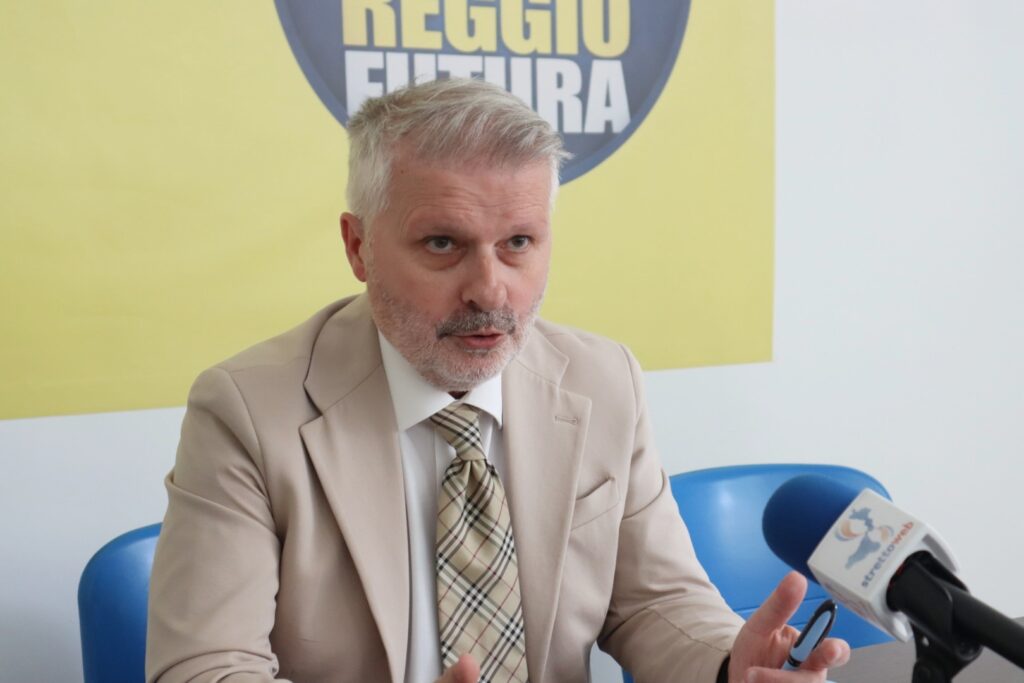 Conferenza Reggio Futura con Italo Palmara