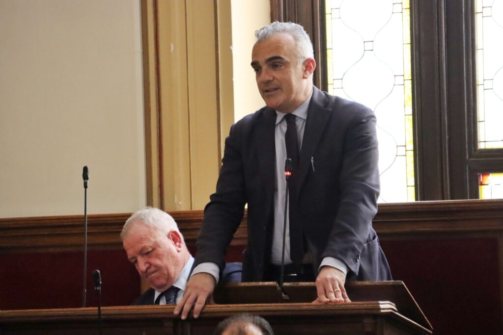Consiglio Comunale Reggio Calabria 9 aprile 2026 Marino