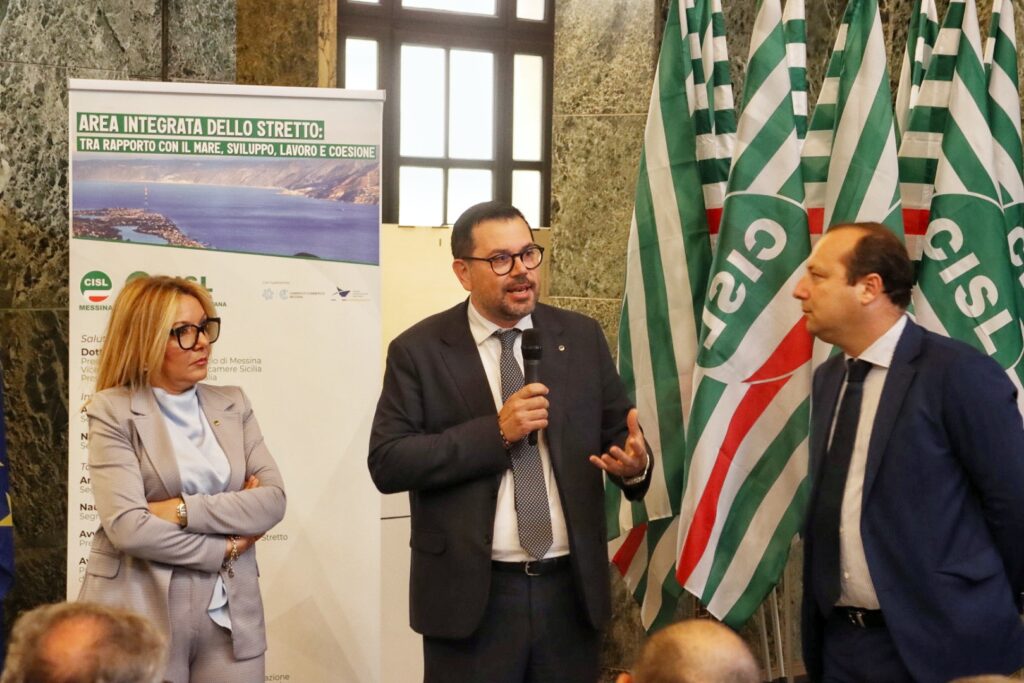 Convegno Area integrata dello Stretto alla Camera di Commercio di Messina Antonino Alibrandi