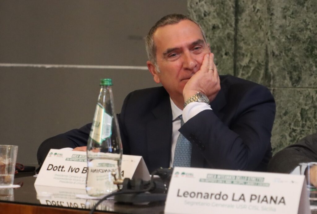 Convegno Area integrata dello Stretto alla Camera di Commercio di Messina Ivo Blandina