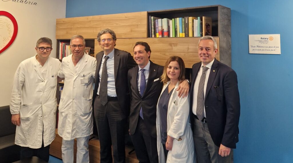 Donazione libri GOM reggio calabria