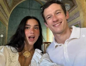 Dua Lipa e Callum Turner