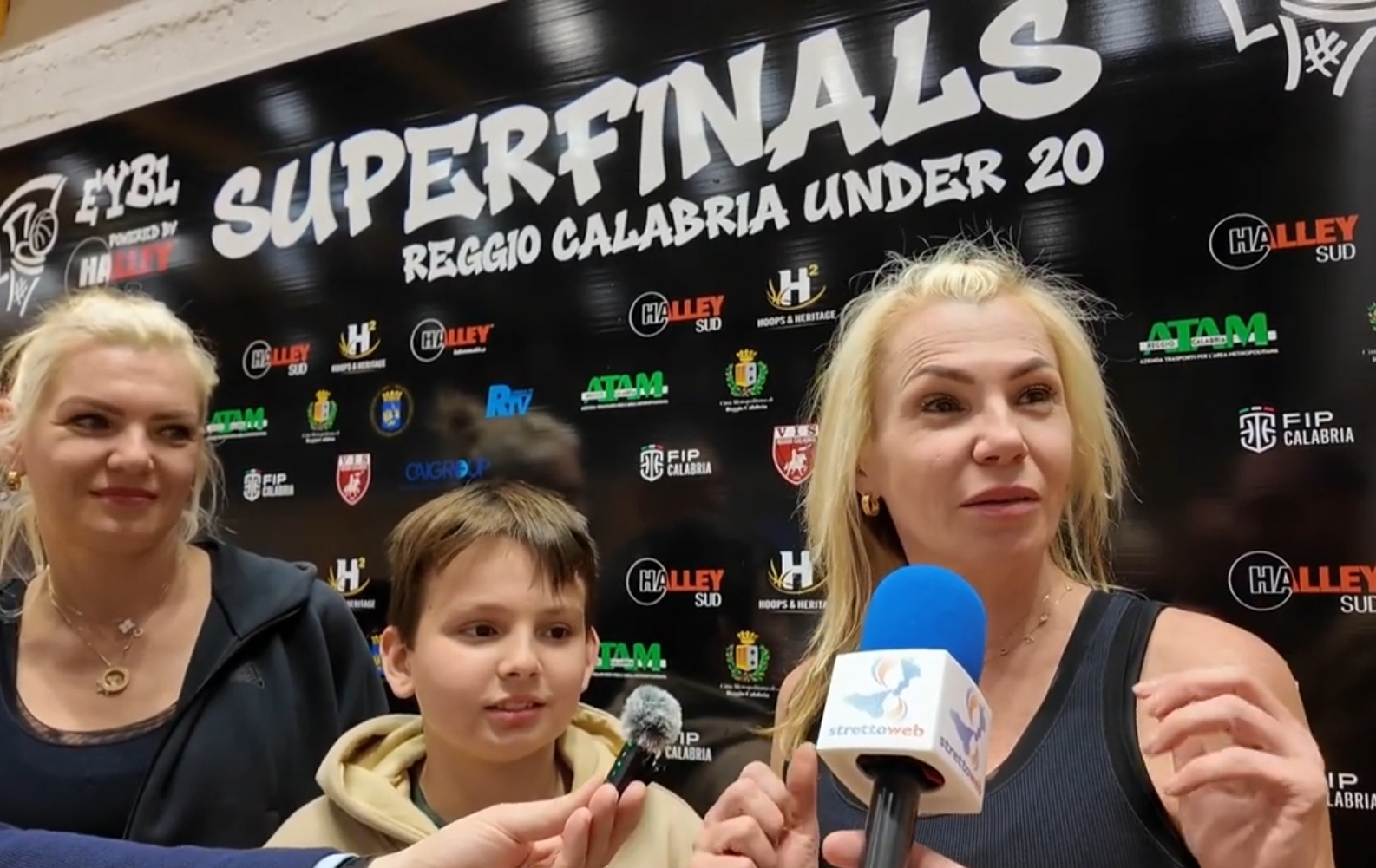 EYBL Natalia Aaron e Anna