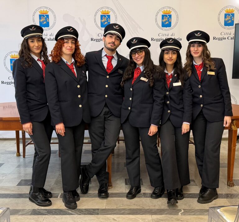 Trenitalia rafforza l’Intercity in Calabria: giurano 23 nuovi capitreno a Reggio Calabria e Paola