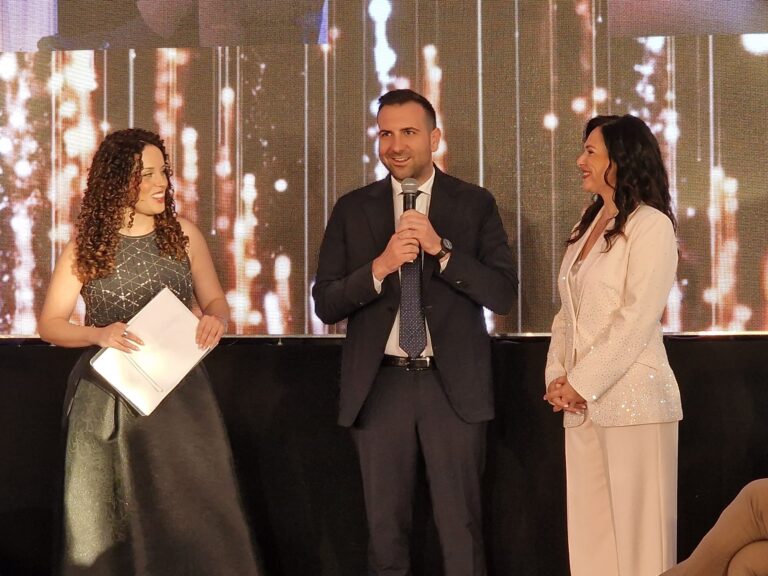 A Reggio Calabria “Una Passerella per Grace”, Cirillo: “la forza delle donne ci insegna a non mollare mai” | VIDEO