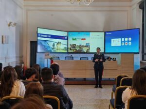 Carabinieri e studenti