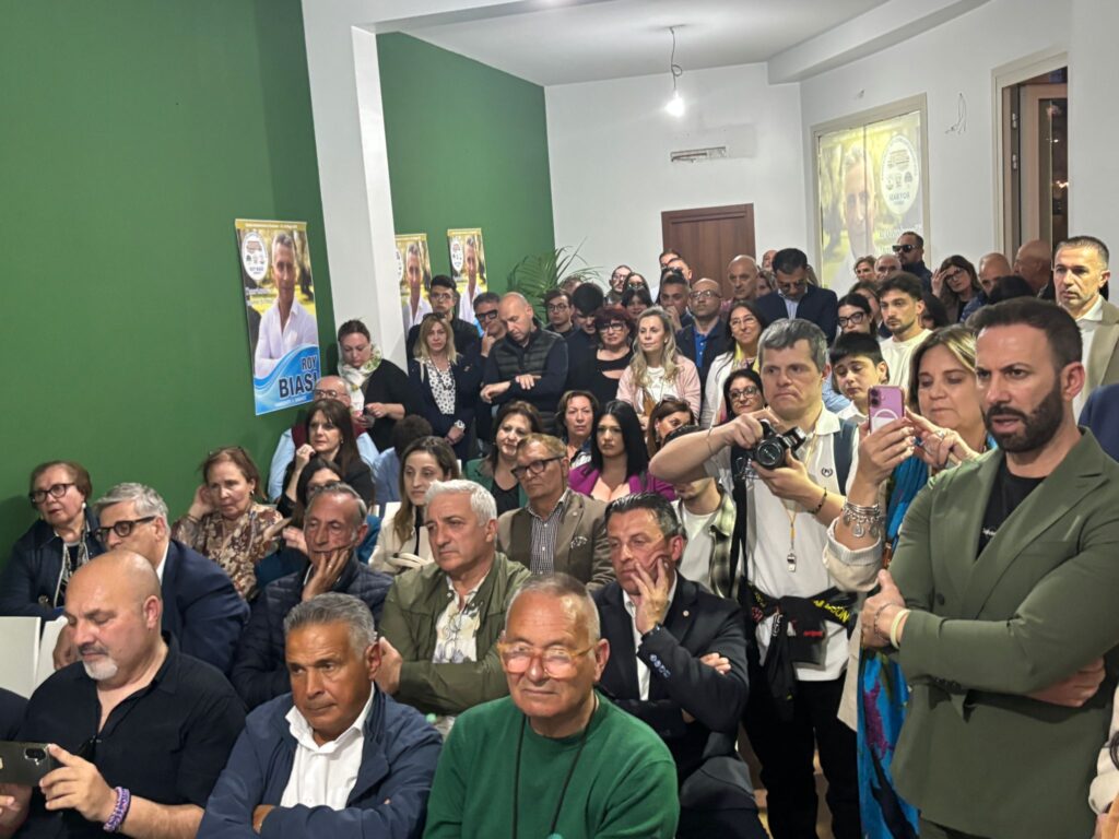 Inaugurazione comitato politico Roy Biasi Taurianova