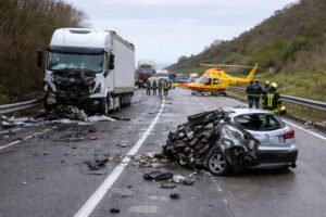 Incidente grave sulla SS 106