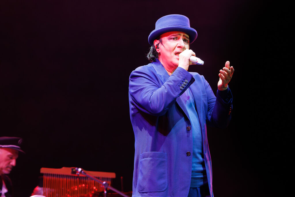 Renato Zero concerto Messina