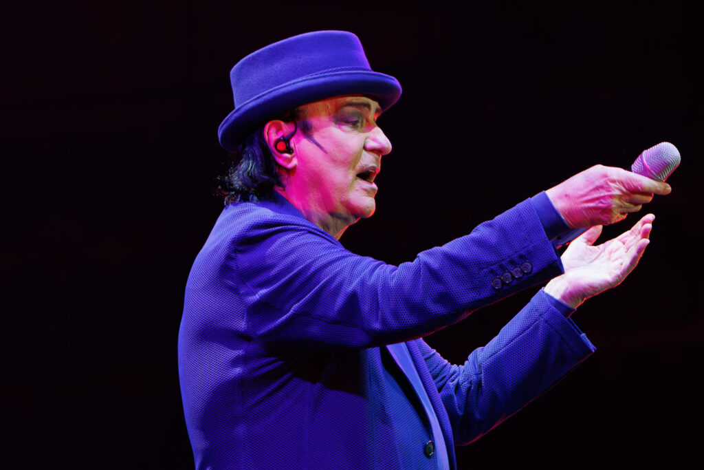 Renato Zero concerto Messina