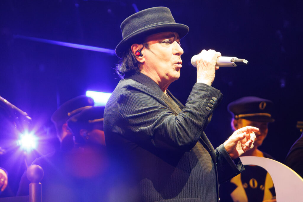 Renato Zero concerto Messina