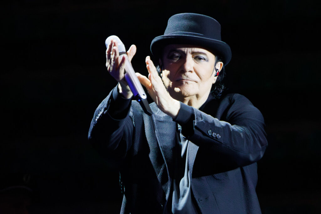 Renato Zero concerto Messina