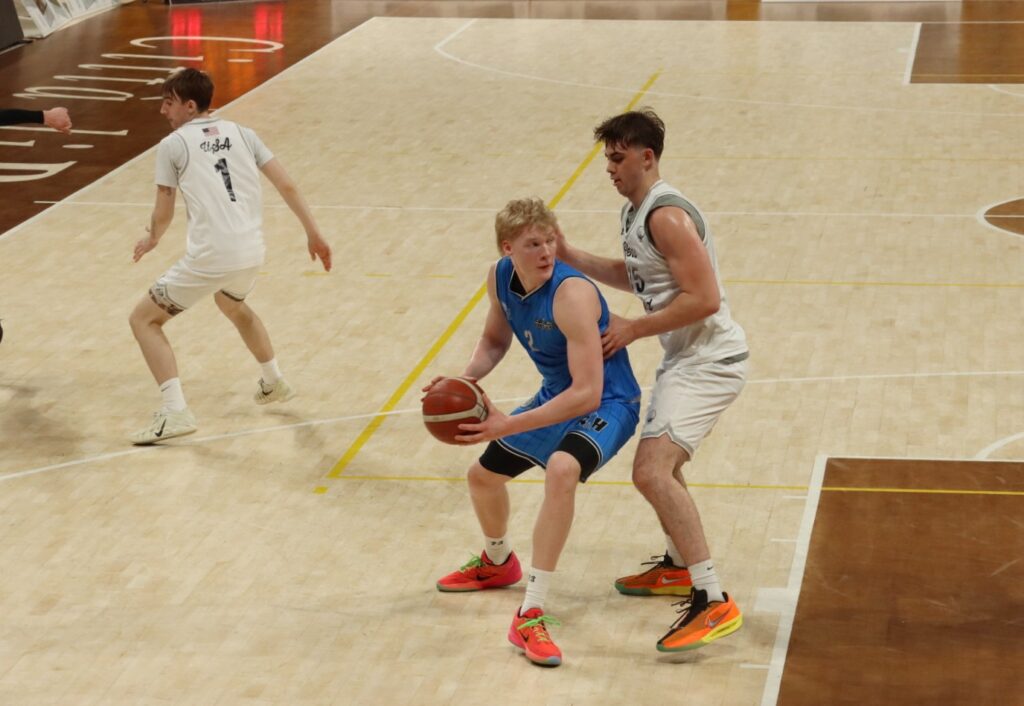 Superfinal EYBL Reinar-Rens United