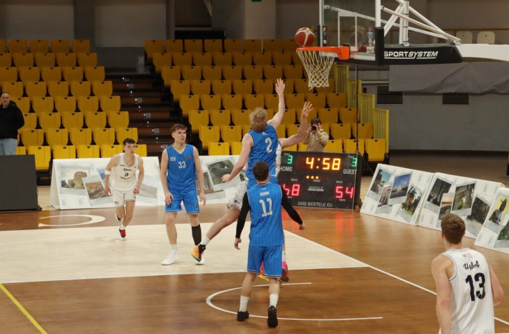 Superfinal EYBL Reinar-Rens United