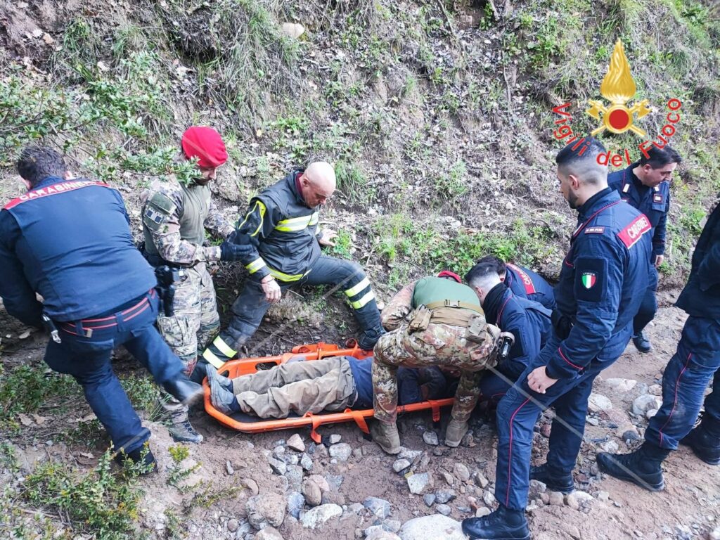 anziano cade in montagna