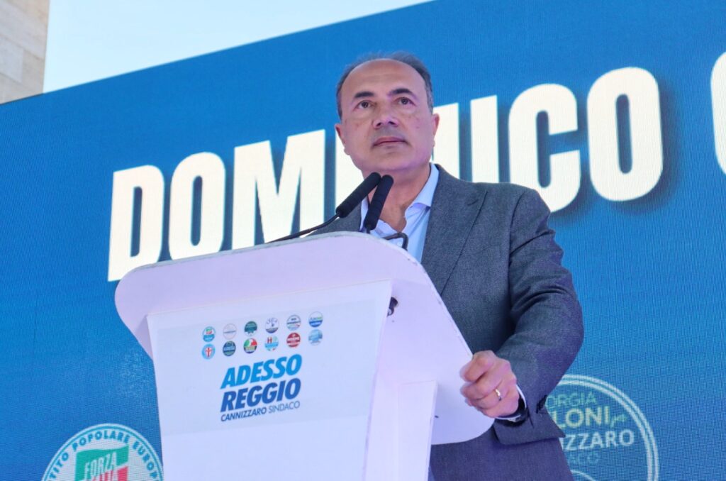 apertura campagna elettorale francesco cannizzaro a piazza de nava domenico giannetta