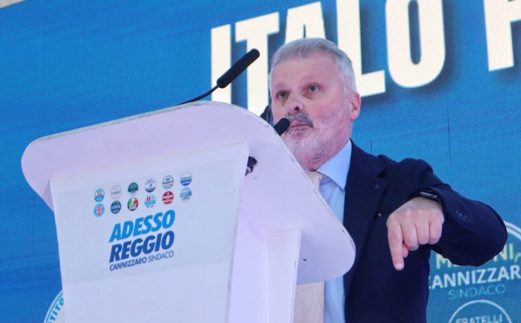 apertura campagna elettorale francesco cannizzaro a piazza de nava italo palmara