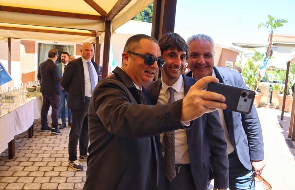 assemblea fratelli d'italia a reggio calabria