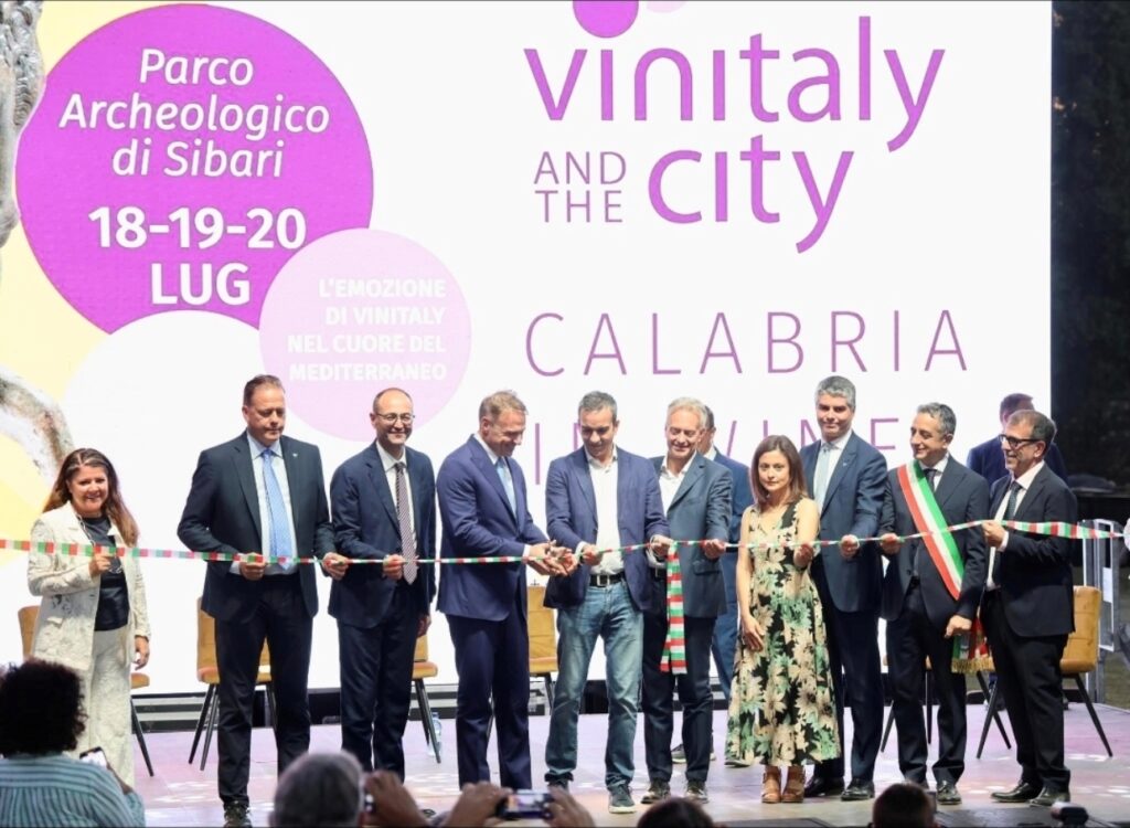 calabria straordinaria al vinitaly