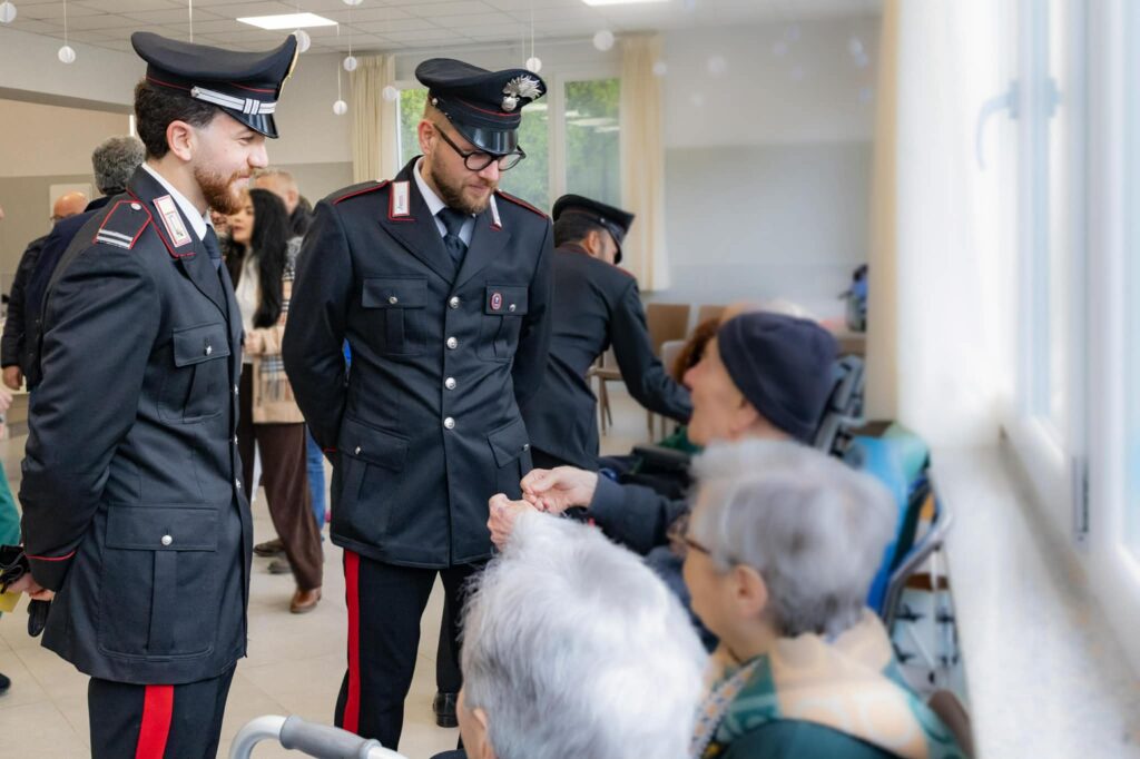 carabinieri in visita