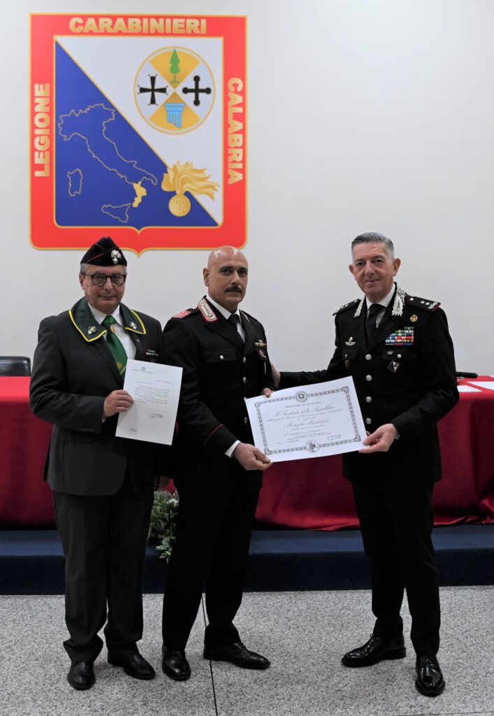 carabinieri onorificenze