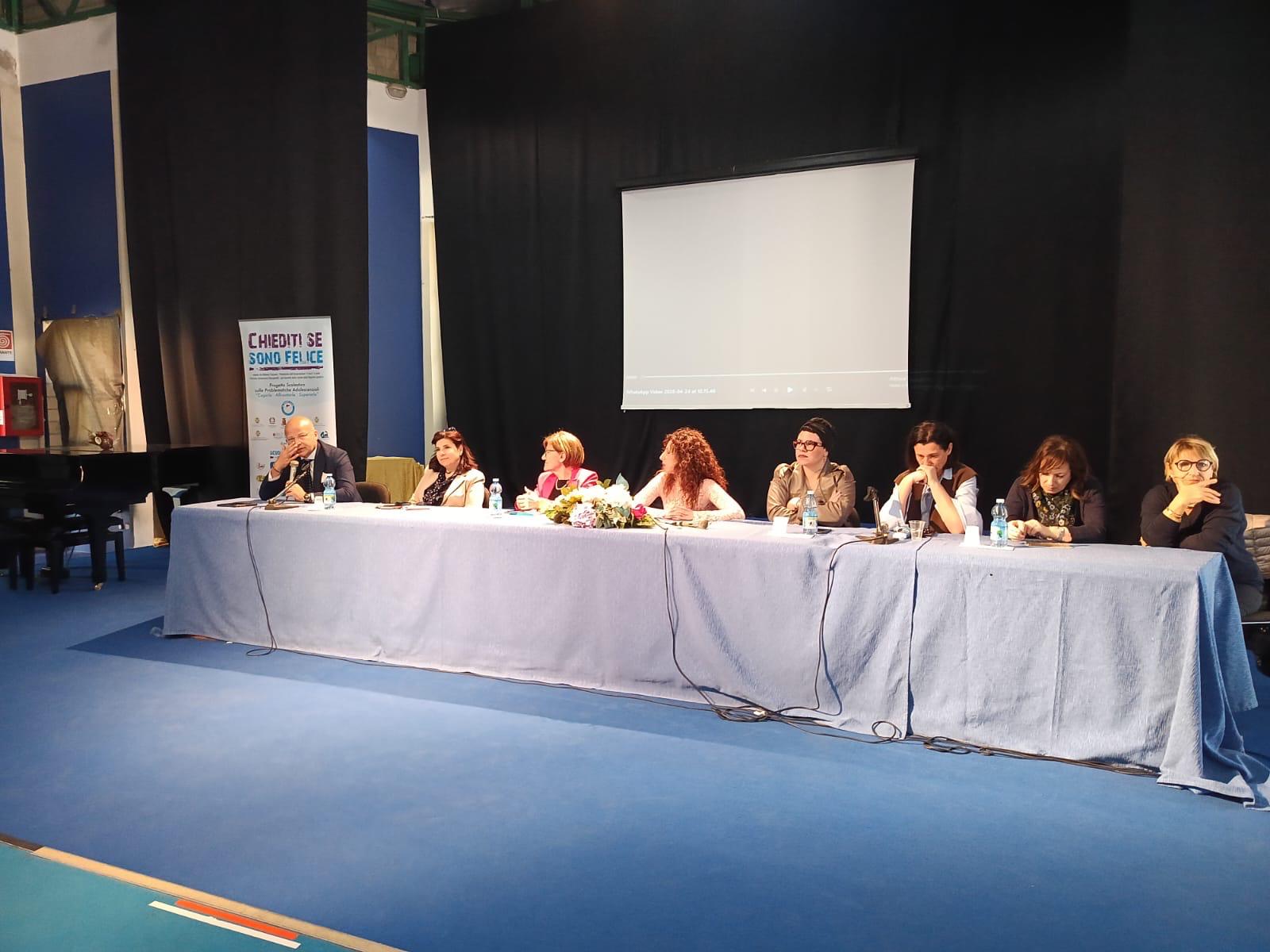crotone scuola, istituzioni e comunità a confronto