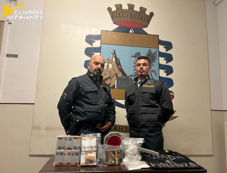 Droga verso Pantelleria: fermato al porto con cocaina e raro “White Hash”