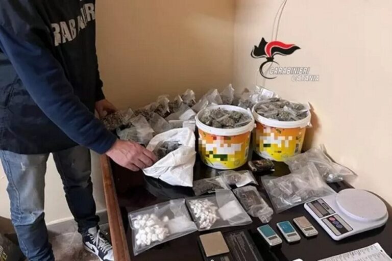 Maxi sequestro di droga a Catania: arrestati due giovani spacciatori