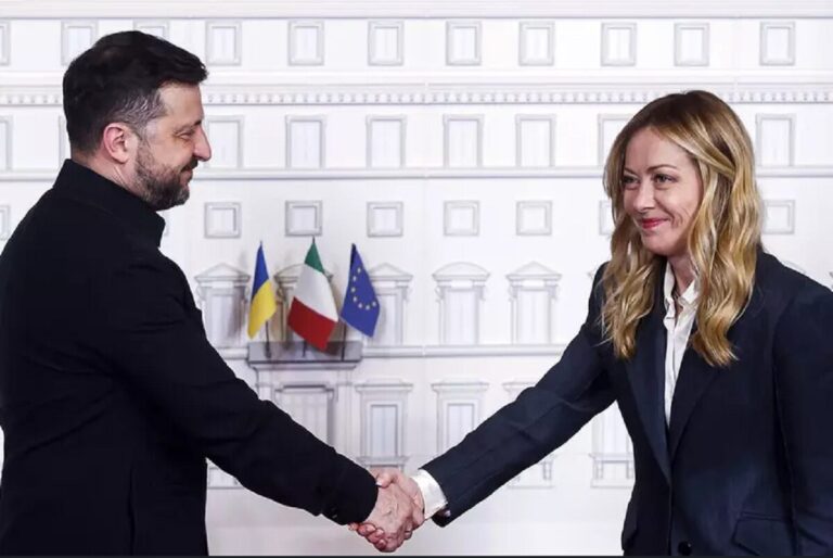 Zelensky a Roma elogia Meloni: “ti ringrazio Giorgia per le nostre relazioni. L’Italia subito al nostro fianco”