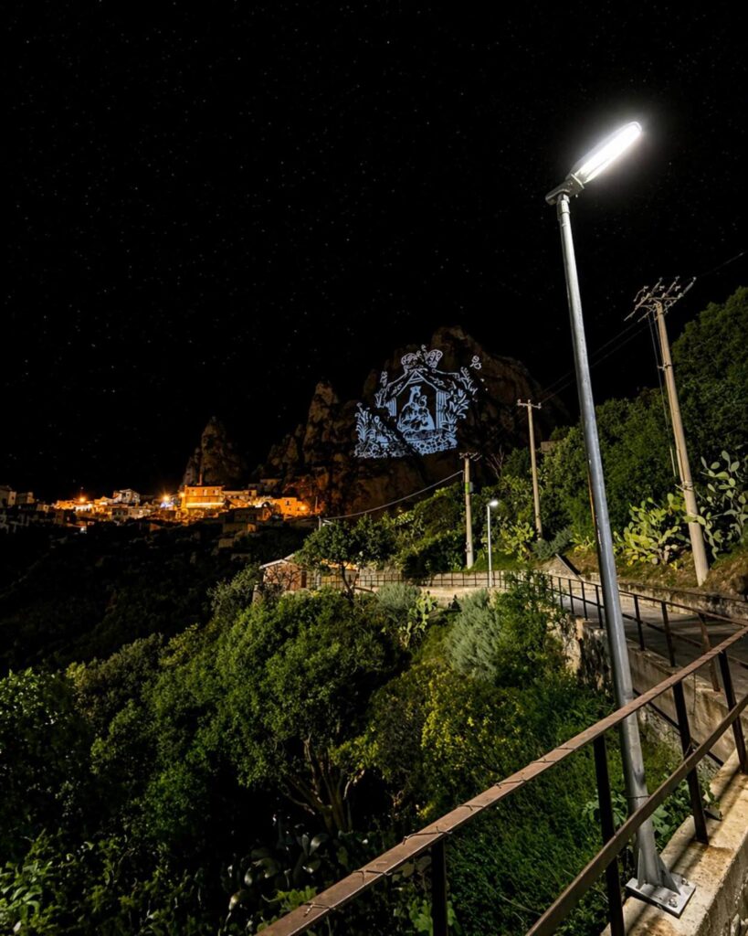 pentedattilo illuminato