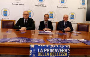 presentazione festival primavera della bellezza versace battaglia