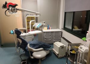 sequestro studio dentistico nas