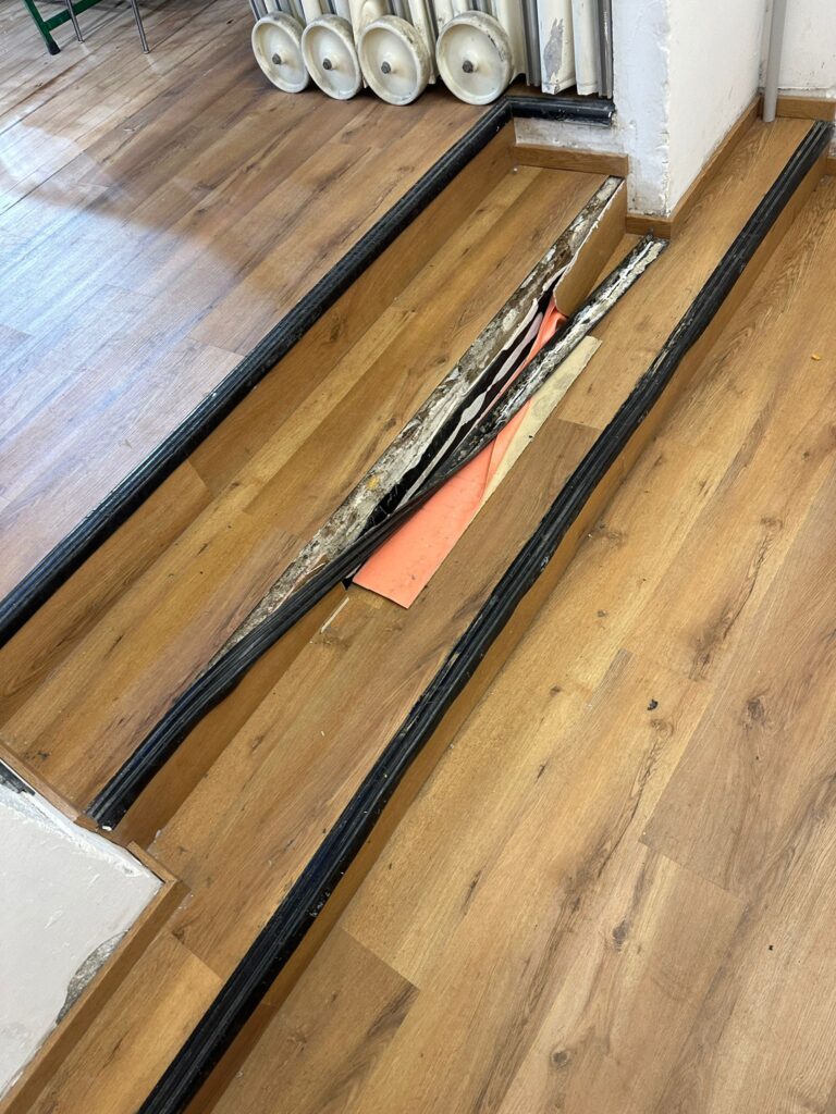 sporcizia e degrado al palacalafiore