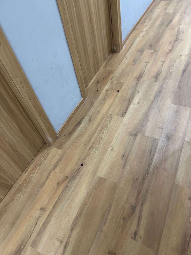 sporcizia e degrado al palacalafiore