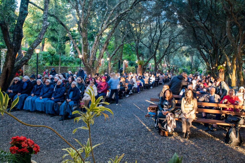 Antonia Salzano in visita alla Cittadella dell'Immacolata di Bagnara