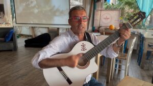 Aurelio Mandica cantautore
