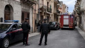 carabinieri e vigili del fuoco