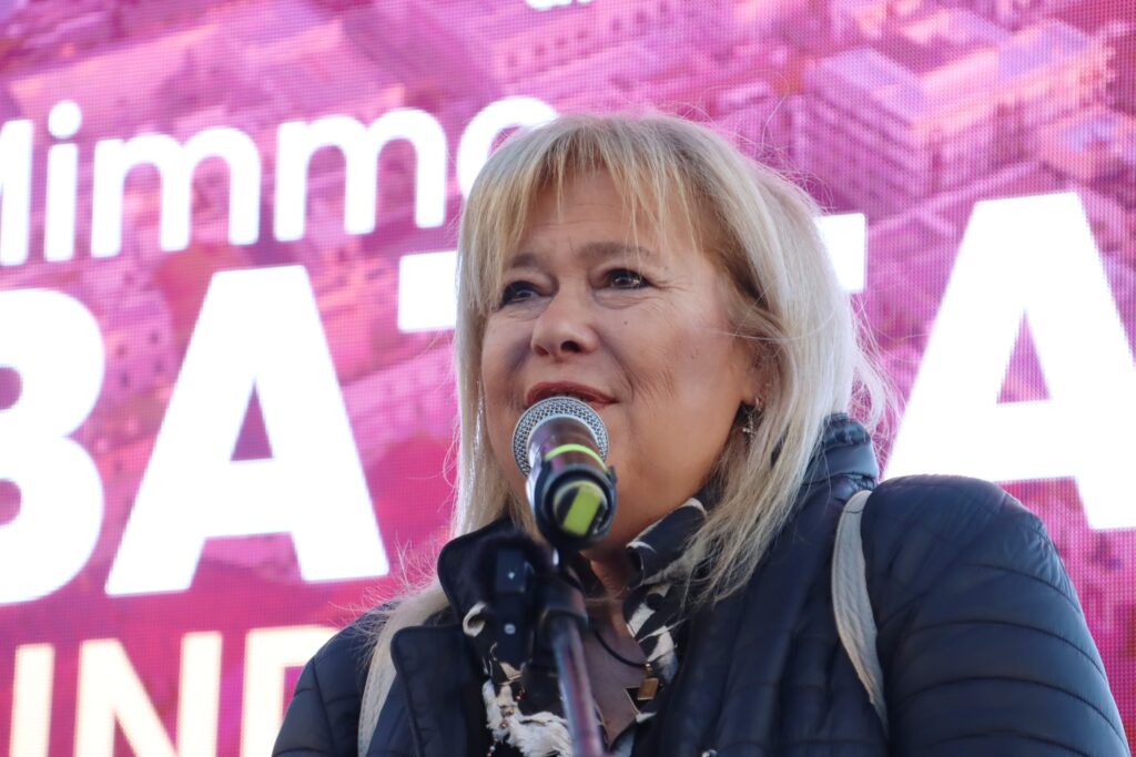Comizio di Mimmo Battaglia a Piazza Duomo