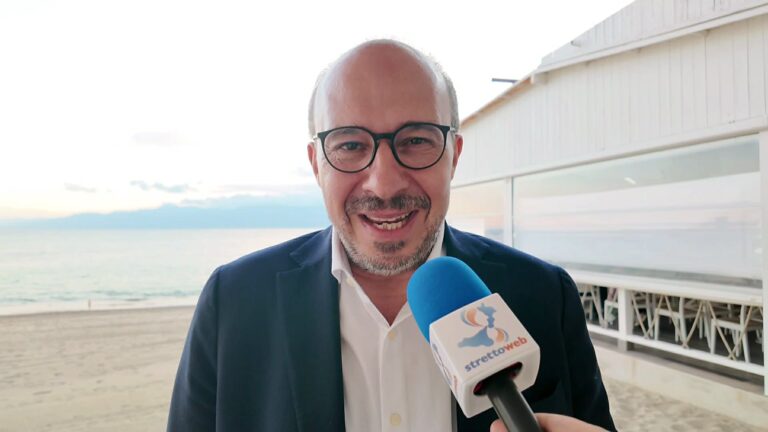 Incredibile Faraone, l’Onorevole di Italia Viva su Cannizzaro: “lo stimo, ma interpreta Cetto La Qualunque in modo straordinario” | INTERVISTA