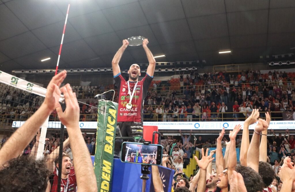 Domotek Volley Reggio Calabria premiazione Serie A2