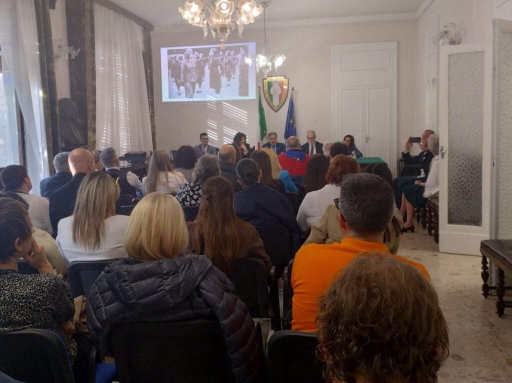 Donne dentro la storia