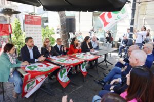 Il PD presenta la lista per le elezioni di Reggio Calabria