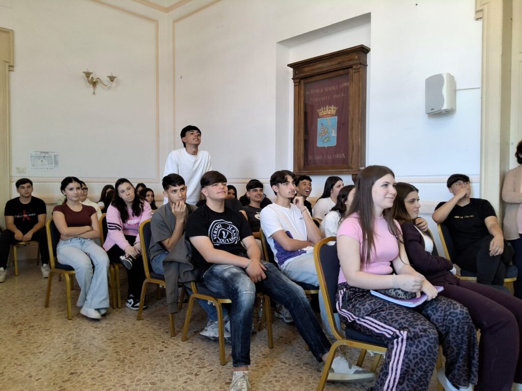 Kiwanis e ITE Piria contro Cyberbullismo