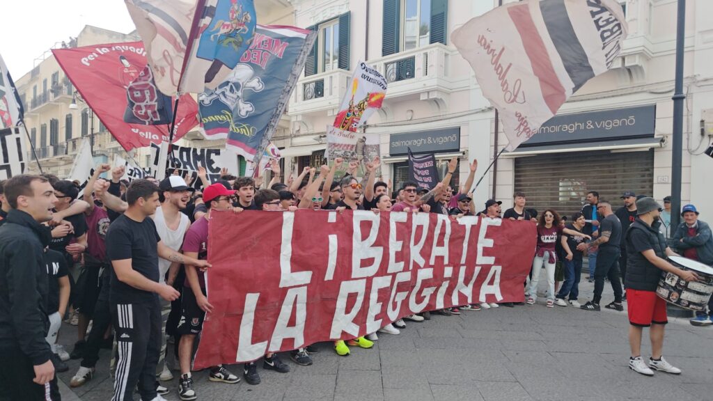 Protesta ultrà Reggina