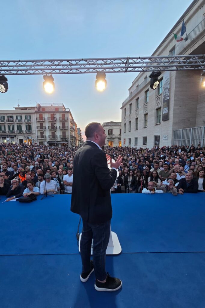 comizio chiusura campagna elettora cannizzaro